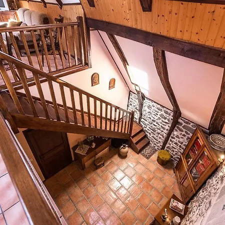 Holiday home Vie De Chateau 2 *
